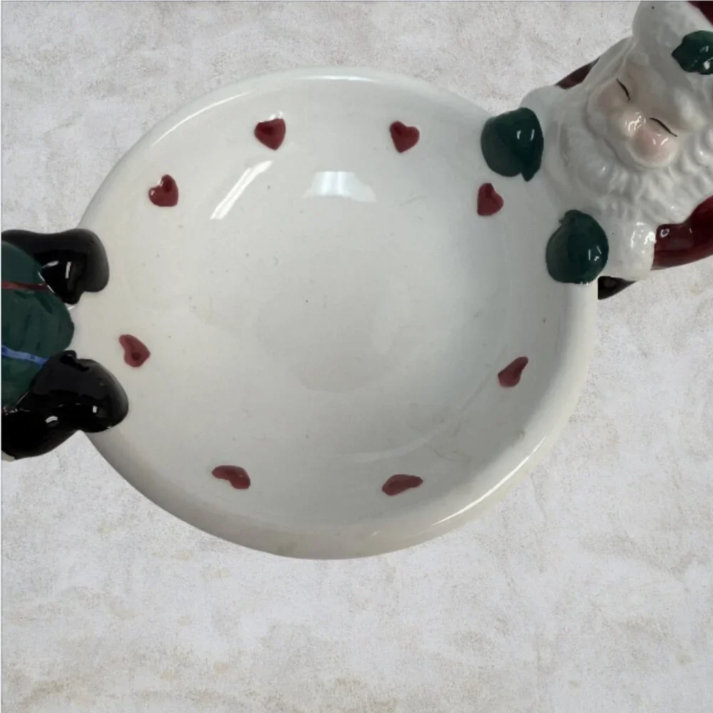 VINTAGE SERVEWARE -- Christmas Chip & Dip/Cheese Ball/Snack Bowl, Santa, Frosty